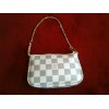 Mini Pochette Accessoires Louis Vuitton en toile damier