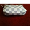 Mini Pochette Accessoires Louis Vuitton en toile damier