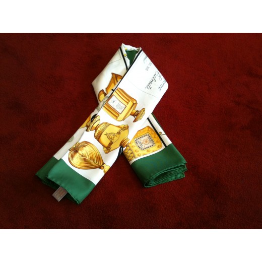 Foulard Guerlain Les Parfums en soie