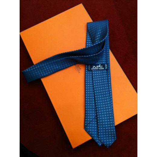 Cravate Hermès en soie