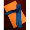 Cravate Hermès en soie