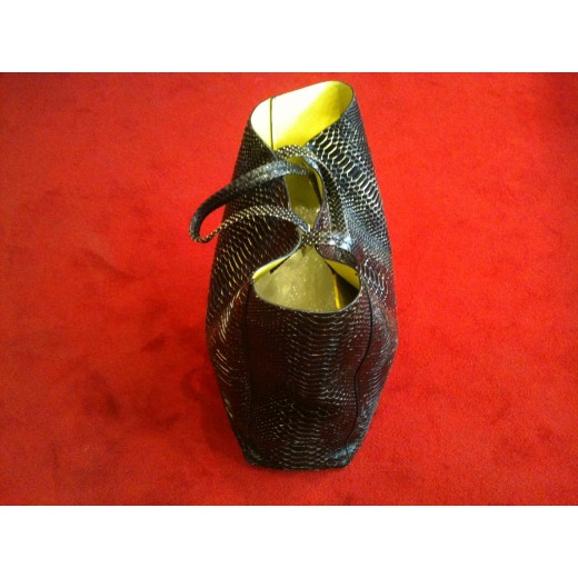 Sac Céline en python noir.
