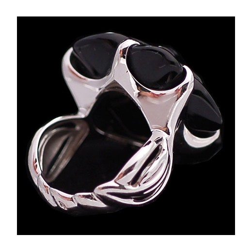 Bague Chanel Camélia en or et onyx