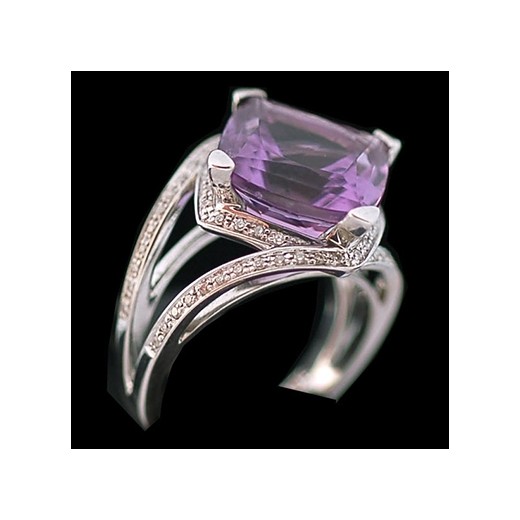 Bague Mauboussin Fou de toi en or blanc, améthyste et diamants