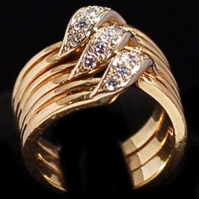 Bague Cartier en or et diamants