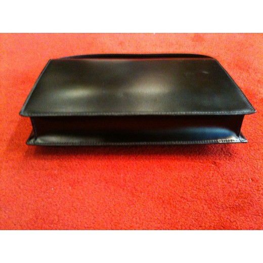 Sac Must de Cartier en cuir noir 