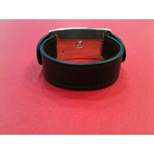 Bracelet Hermès en cuir et plaque en argent