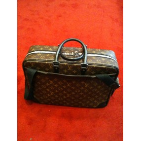 Porte document Louis Vuitton Voyage GM