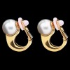 Boucles d'oreilles Boucheron en or et perles