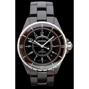 Montre Chanel J12 noire 38 mm