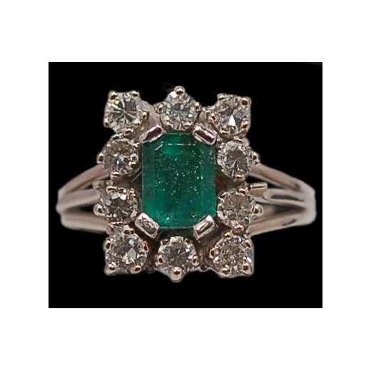 Bague entourage Diamants  Emeraude