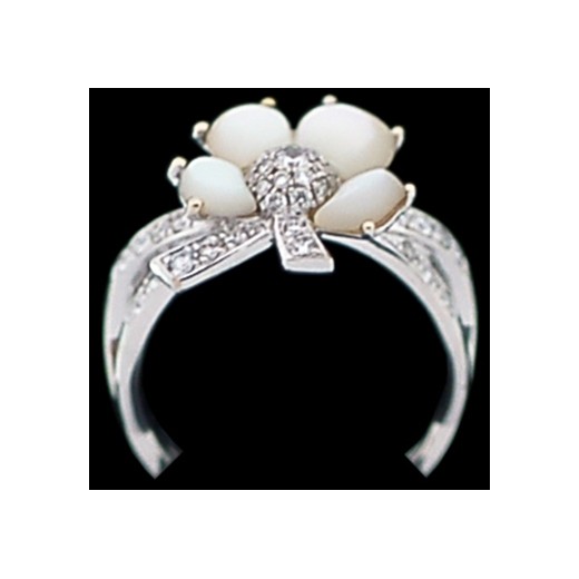 Bague Mauboussin Majuscule en or, diamants et nacre