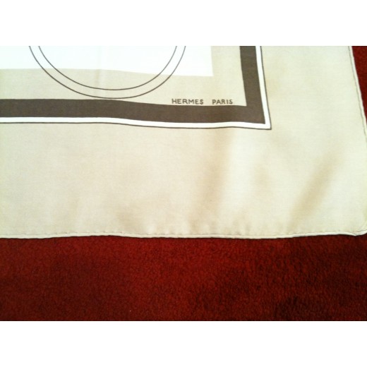 Carré Hermès Calèche en soie