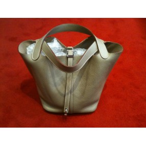 Sac Hermès Picotin Lock GM en cuir gris