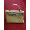 Sac Hermès Kelly 32 cm en cuir gold