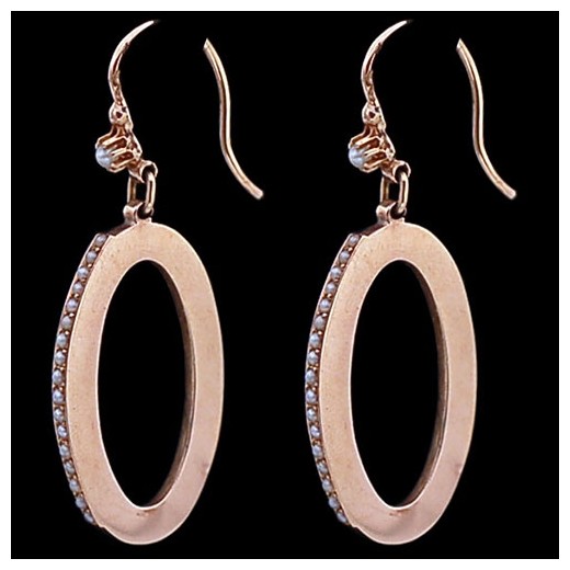 Boucles d'oreilles en or, pendantes avec boules de corails, perles