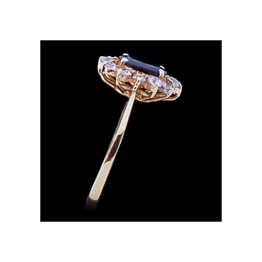 Bague marguerite en or et saphir
