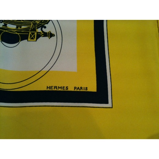 Carré Hermès Calèche en soie
