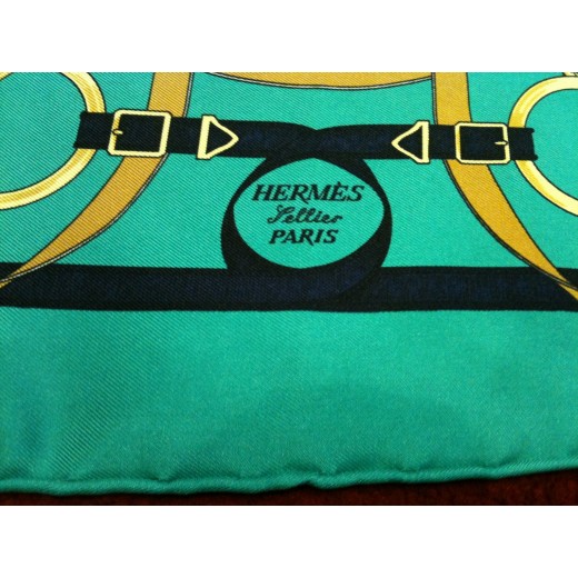 Gavroche Hermès  Eperon d'or en soie