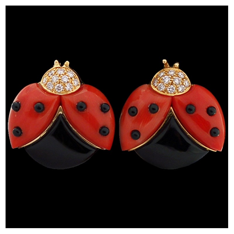 Boucles d'oreilles en argent avec onyx, brillants et corail rouge