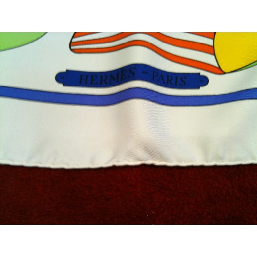 Carré Hermès Thalassa en soie