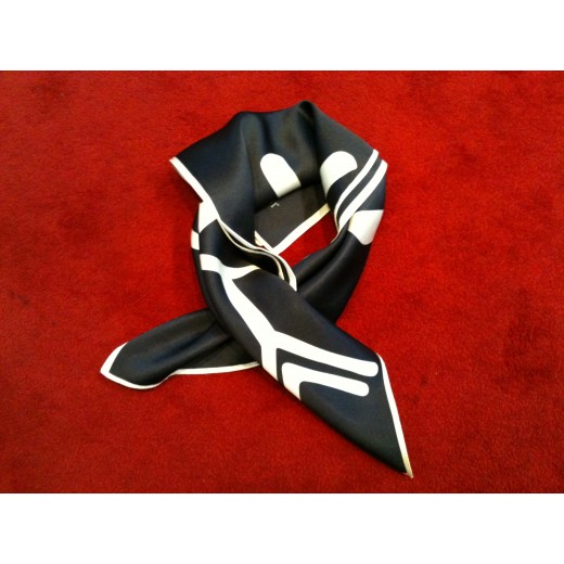 Foulard Christian Dior noir et blanc en soie