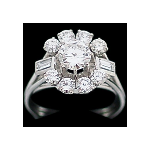 Bague marguerite en platine et diamants