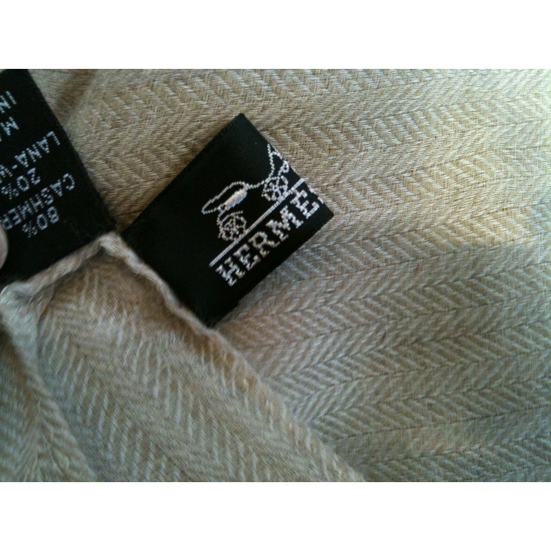 Etole Hermès H beige en cachemire et laine