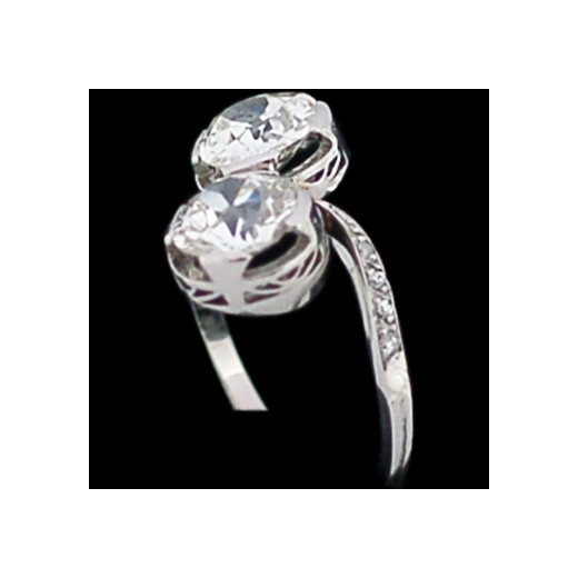 Bague ancienne Toi et Moi en or et diamants