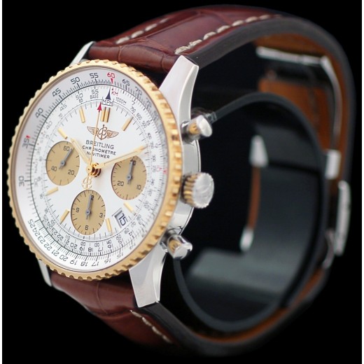 Montre Breitling Navitimer Automatique en or et acier