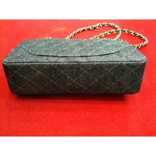 Sac Chanel 2.55 en tissu denim noir