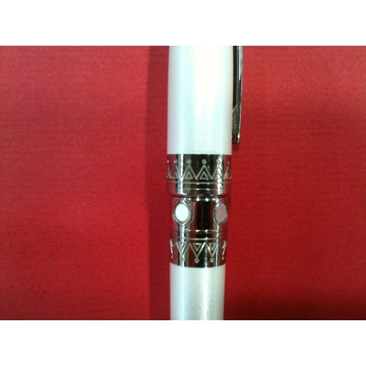 Stylo plume Dupont nacré blanc