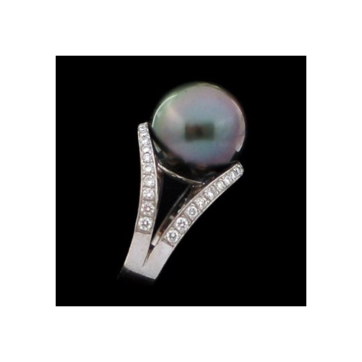 Bague moderne en or, diamants et perle de Tahiti