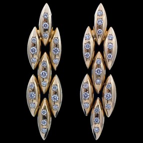 Boucles d'oreilles Cartier Gentiane en or et diamants