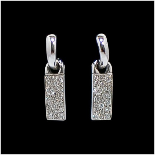 Boucles d'oreilles Dior Gourmette en or et diamants