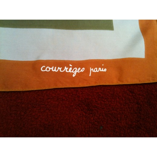 Foulard Courrèges Tours Eiffel en soie
