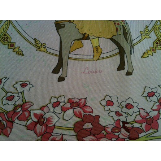 Carré Hermès Les Petits Princes par Hermès en soie