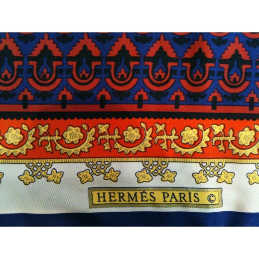 Carré Hermès Brins d'Or en soie
