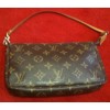 Pochette Louis Vuitton Accessoires