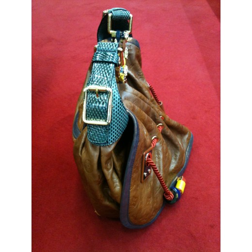 Sac Louis Vuitton Kalahari en cuir camel