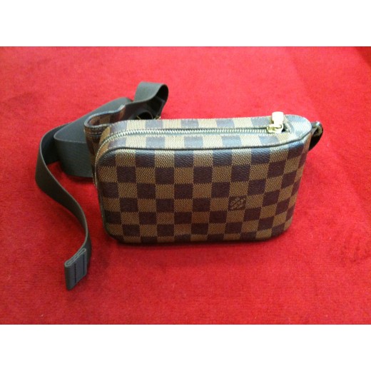 Pochette Louis Vuitton Géronimos en toile damier