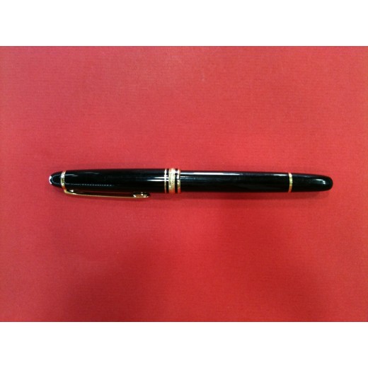 Stylo plume Montblanc Meisterstück noir