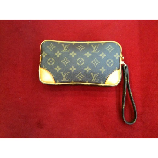 Pochette Louis Vuitton Marly dragonne en toile monogram