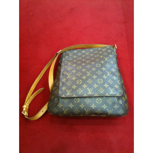 Sac Louis Vuitton Musette en toile monogram