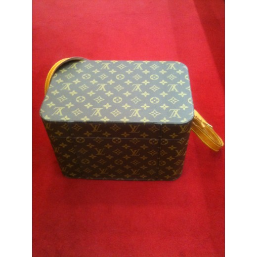 Vanity Louis Vuitton en toile monogram