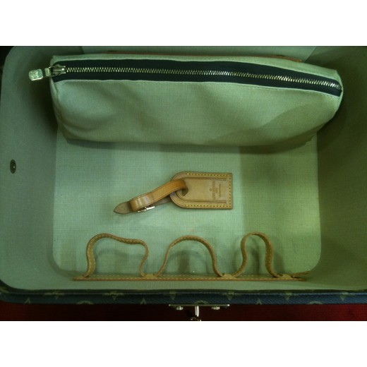 Vanity Louis Vuitton en toile monogram