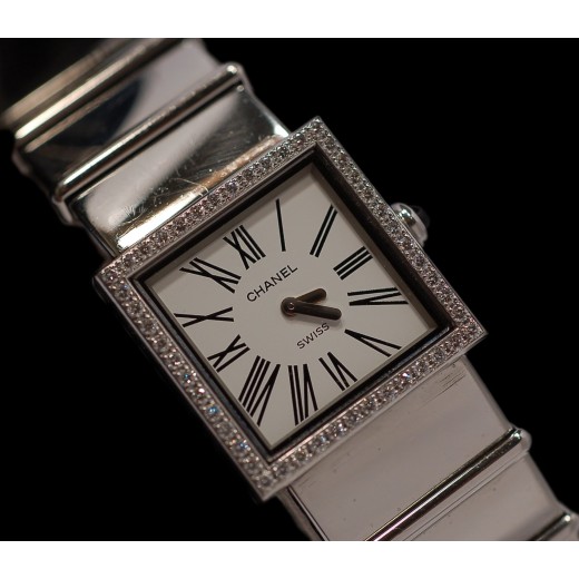 Montre Chanel Mademoiselle