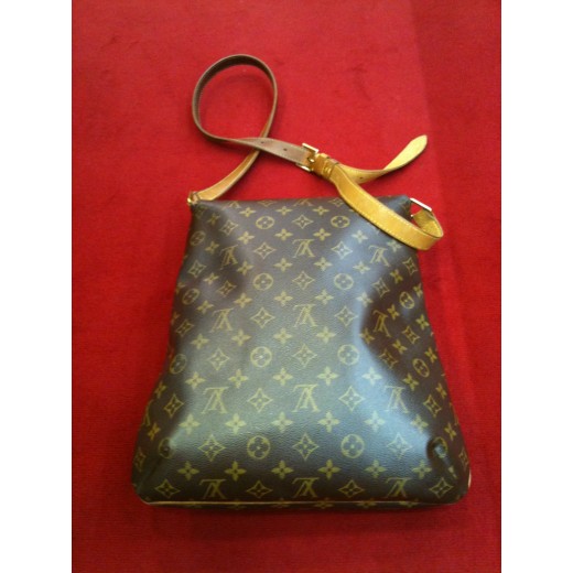 Sac Louis Vuitton Musette en toile monogram