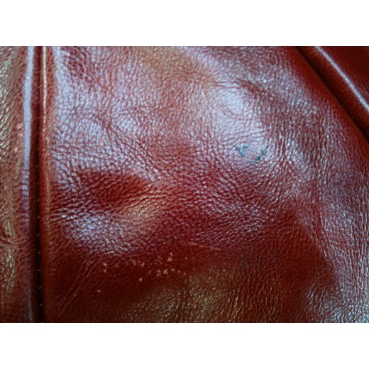 Sac Yves Saint Laurent Monbasa en cuir rouge et corne de cerf