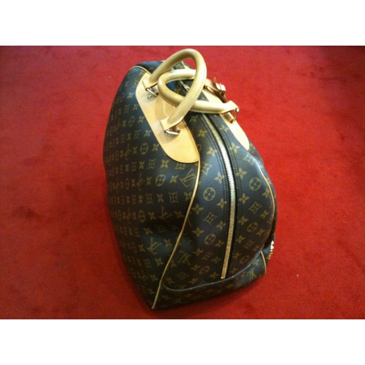 Sac Louis Vuitton Evasion en toile monogram